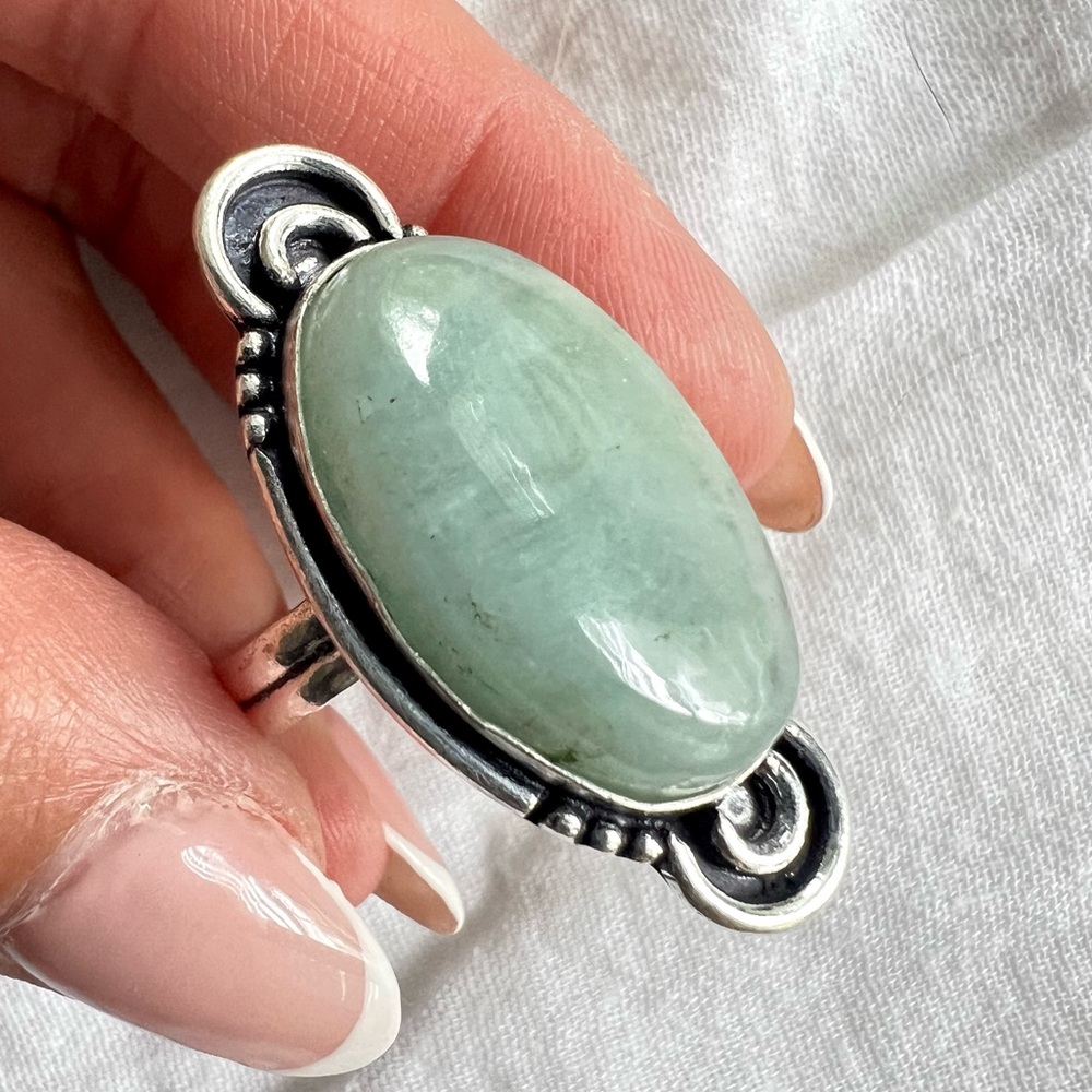 925 Stunning Aquamarine Cabachon Ring 11
